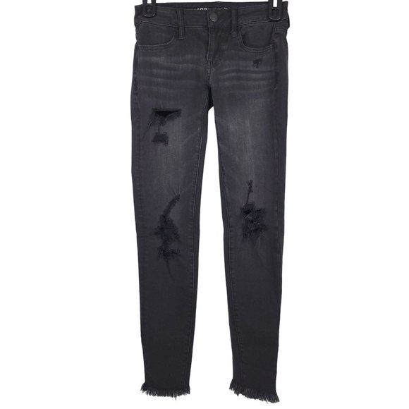 American Eagle Black Ankle Jeans Super Low Jegging Frayed Hem Distressed Size 00 - Picture 1 of 11